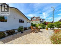2485 Orchard Ave, Sidney, BC V8L1V4 Photo 42