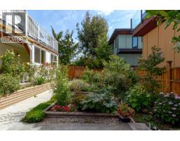 2485 Orchard Ave, Sidney, BC V8L1V4 Photo 34