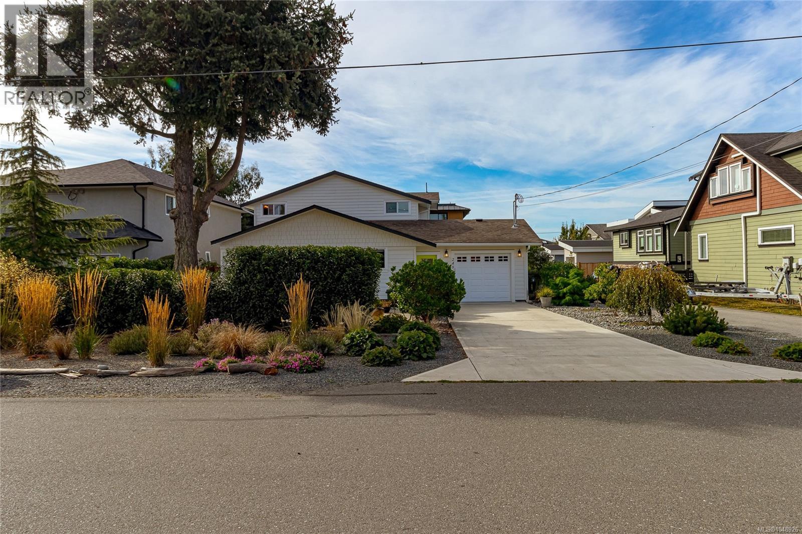2485 Orchard Ave - 54