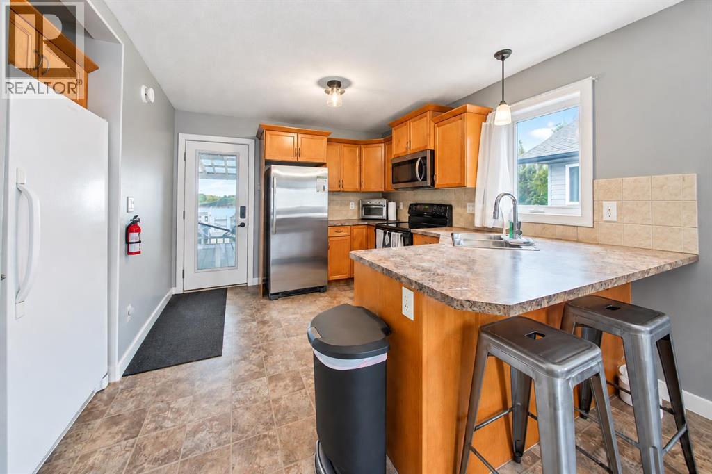 6409 59 Street - 8
