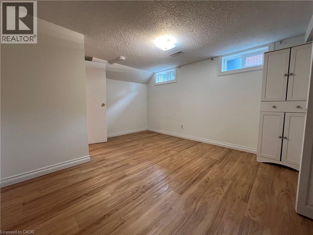 9 COLLINGWOOD Street Unit# Lower, Guelph — photo 3