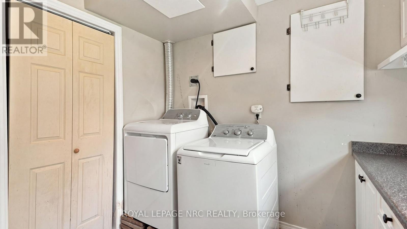 25 SHERWOOD FOREST TRAIL - 38