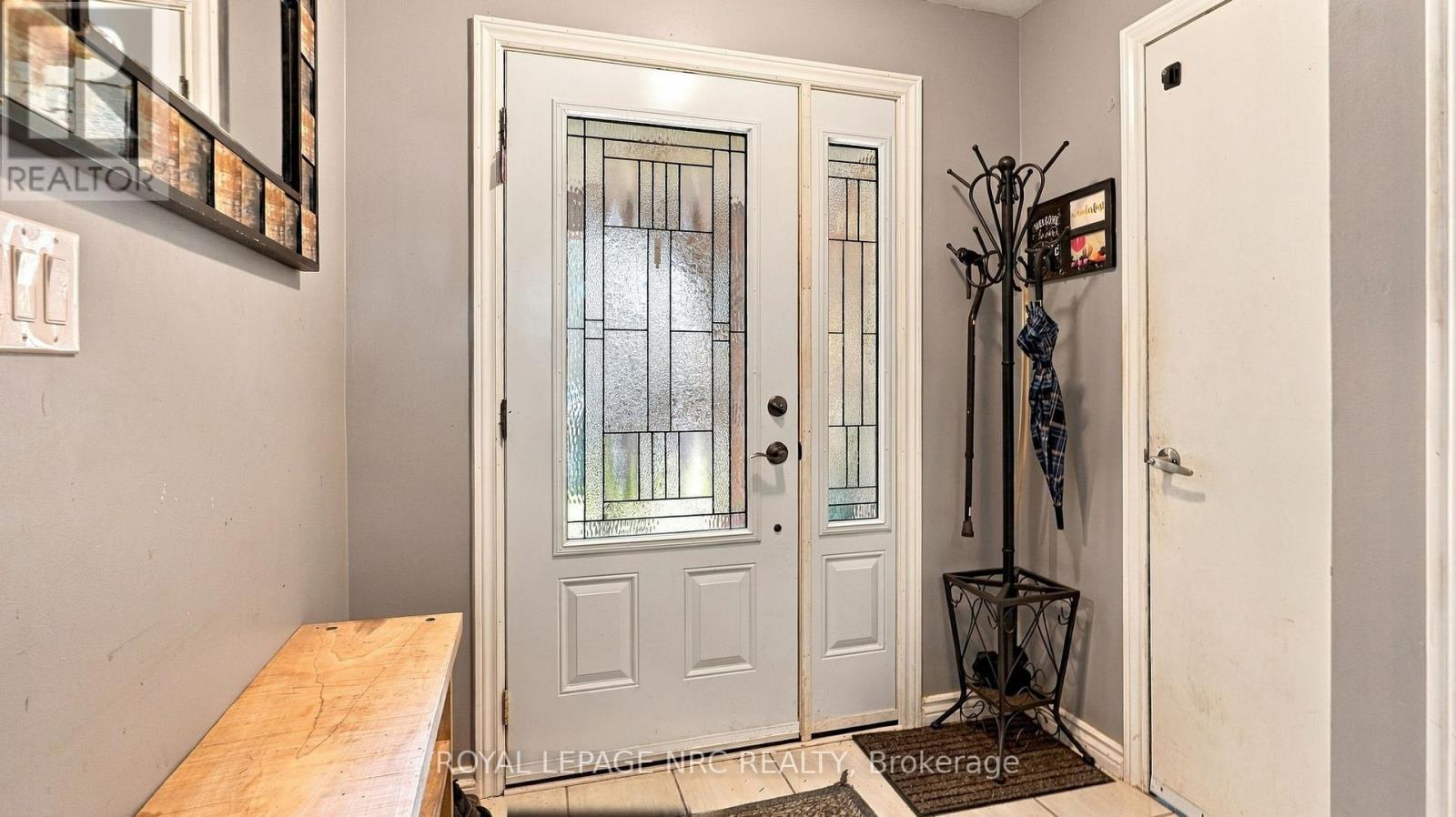 25 SHERWOOD FOREST TRAIL - 4