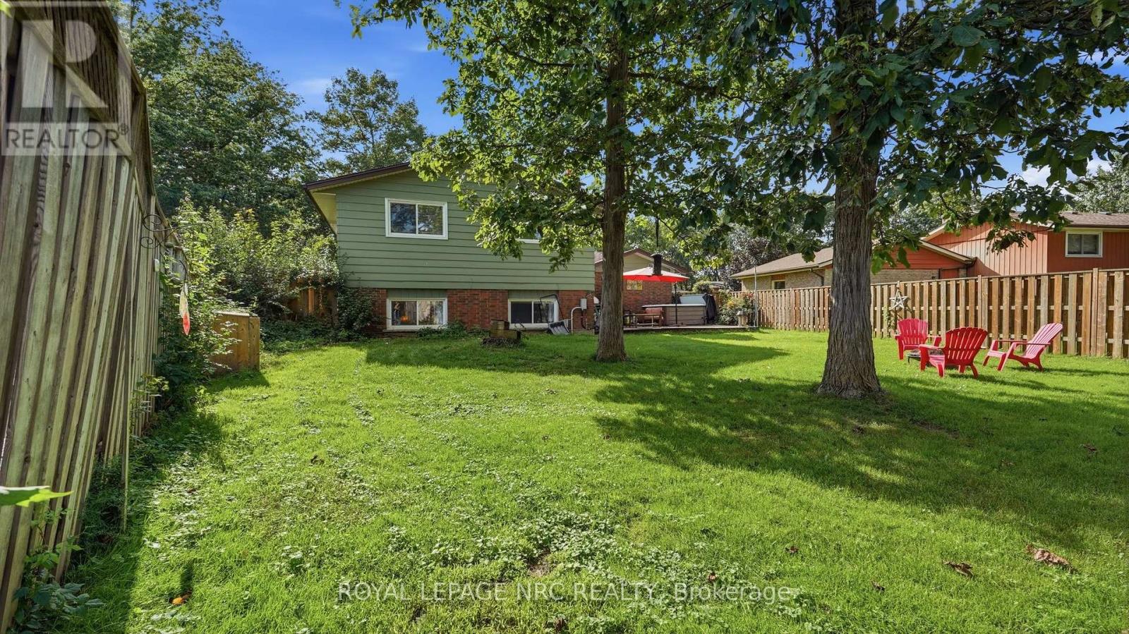 25 SHERWOOD FOREST TRAIL - 43