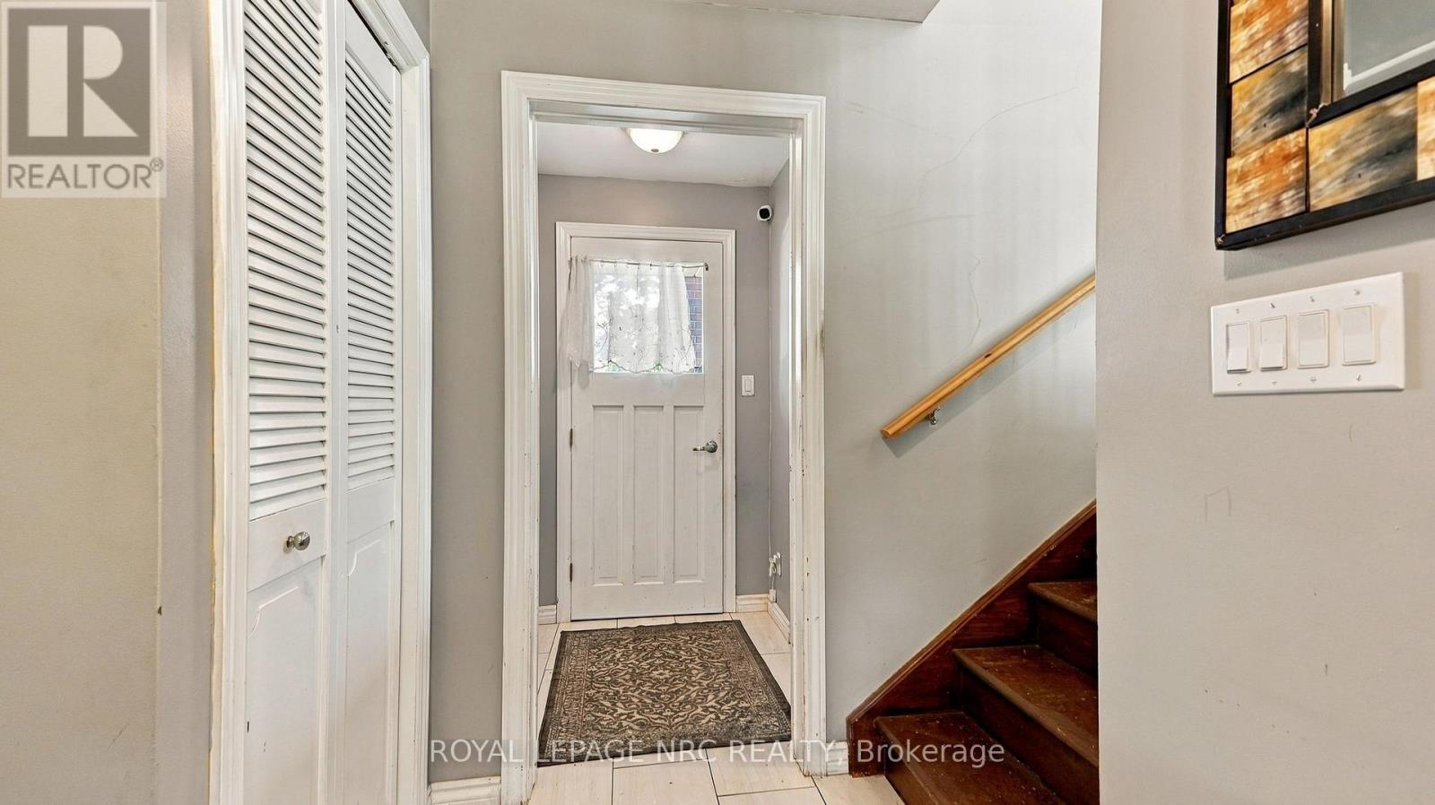 25 SHERWOOD FOREST TRAIL - 5