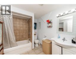 716 Colinet Street, Coquitlam, BC V3J4X8 Photo 28