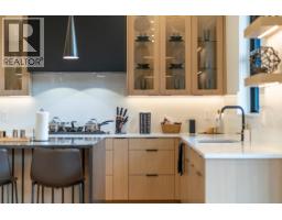 9289 Stellar's Way, Whistler, BC V8E1M1 Photo 11