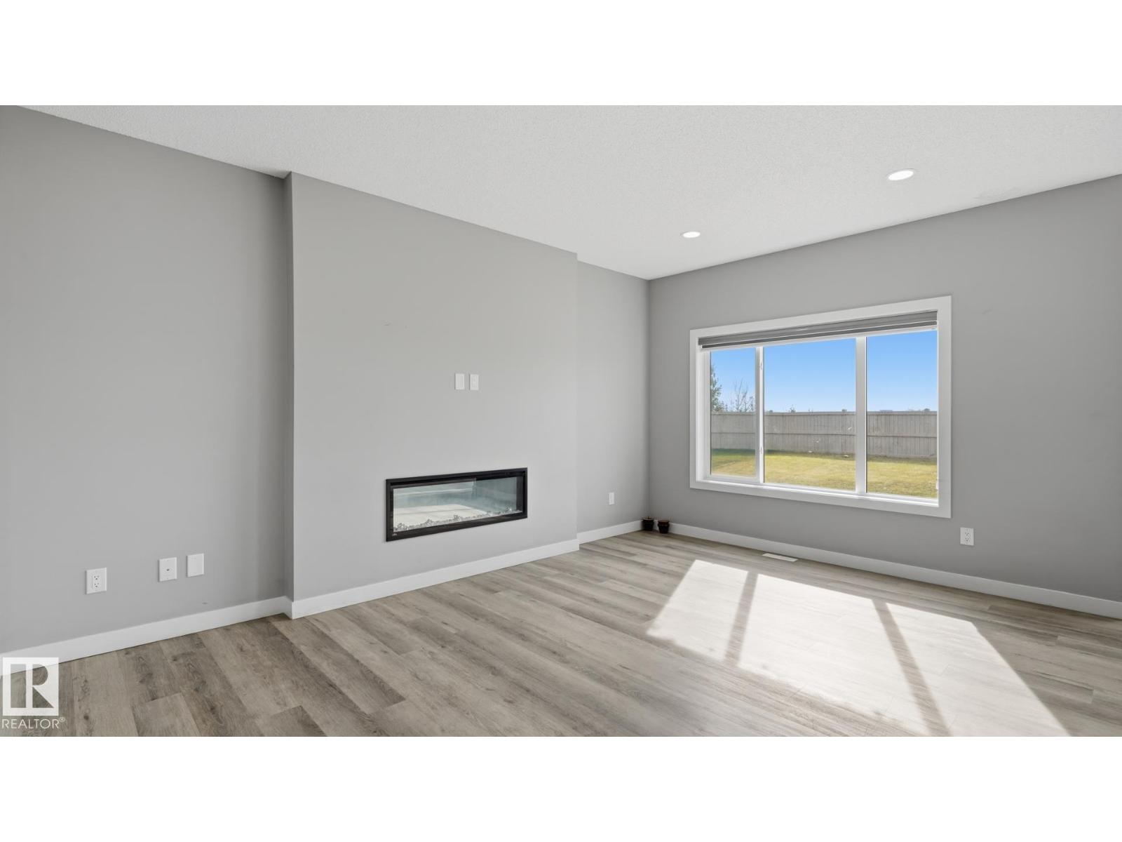 3004 9 ST NW - 13