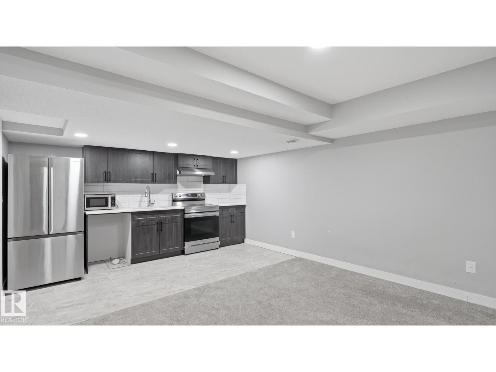 3004 9 ST NW - 31