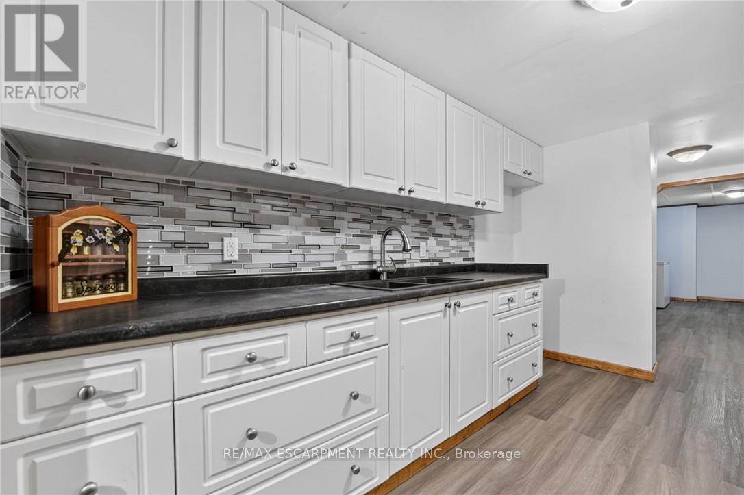 3294 SOUTH GRIMSBY ROAD 7 - 34