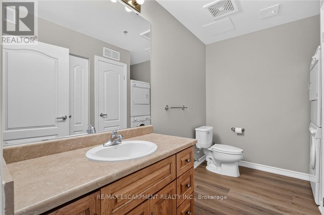 #113 317 LOCK STREET W - 15
