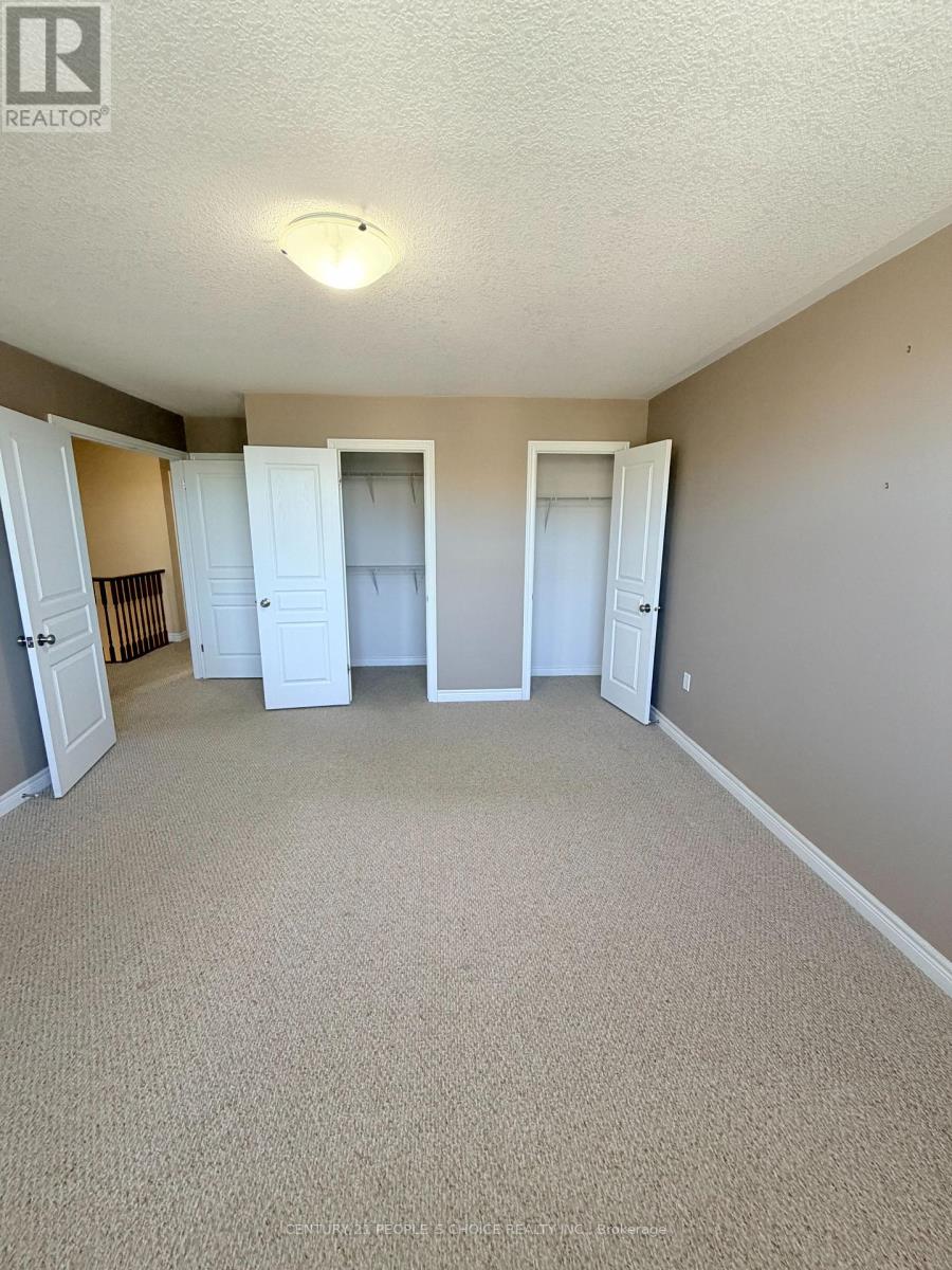 4 CHARLESWOOD CRESCENT - 19