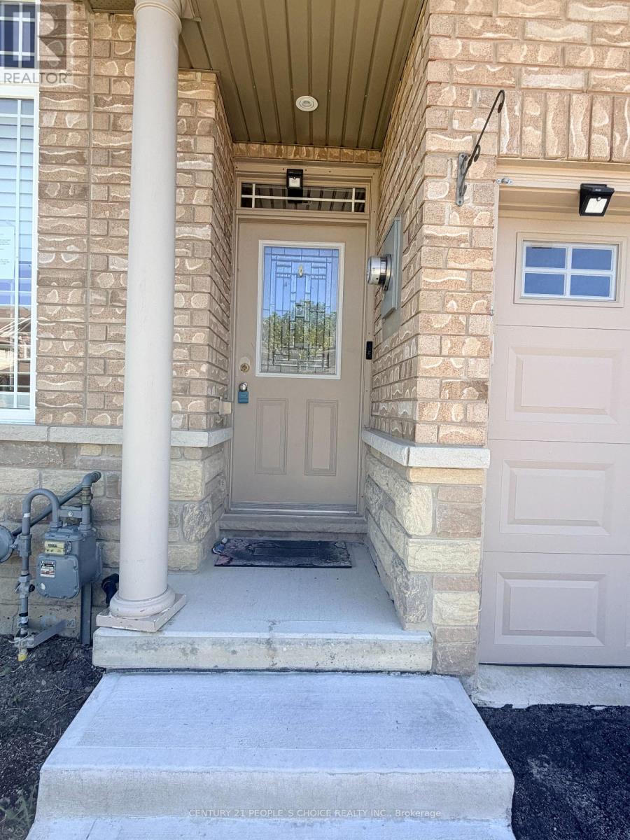 4 CHARLESWOOD CRESCENT - 2