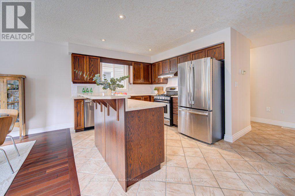 424 SAUVE CRESCENT - 12