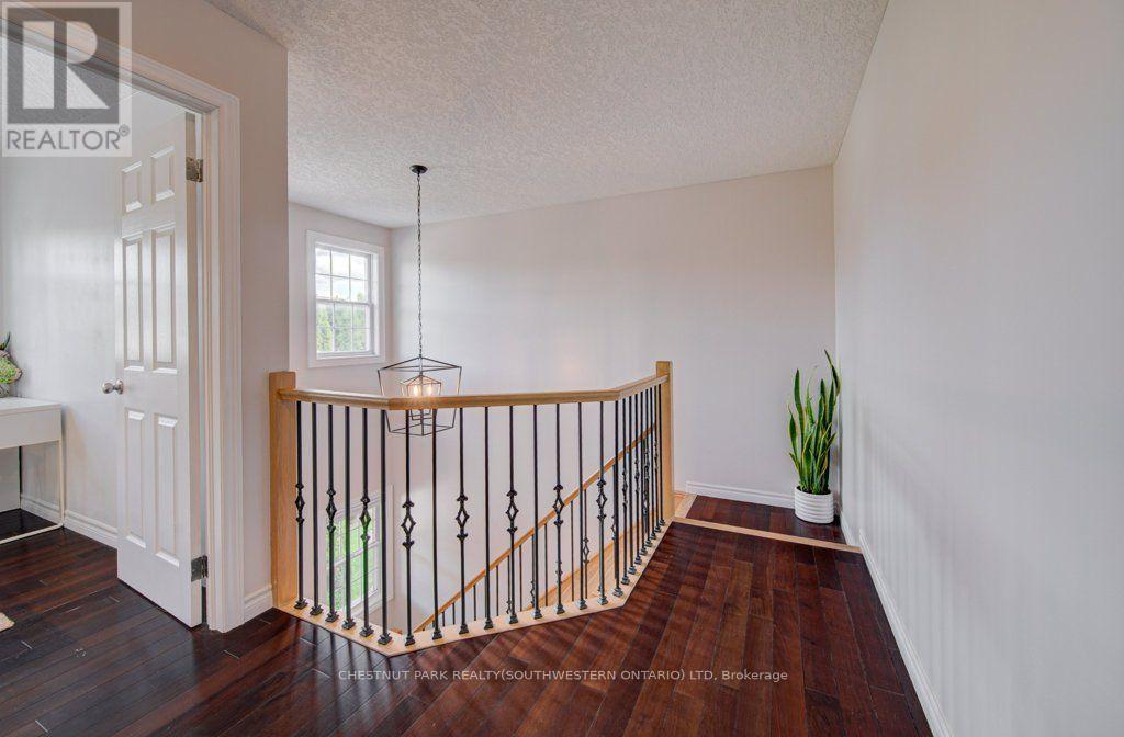 424 SAUVE CRESCENT - 20