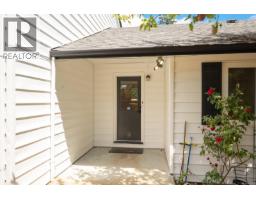 5892 Jaynes Rd, Duncan, BC V9L3C1 Photo 18