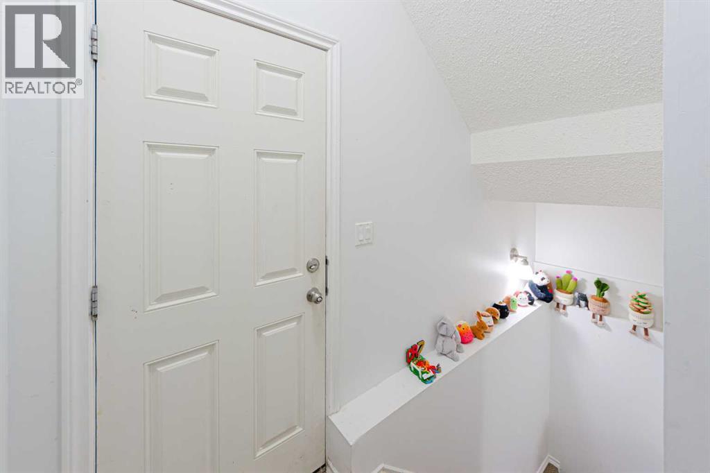 55 Skyview Springs Rise NE - 29