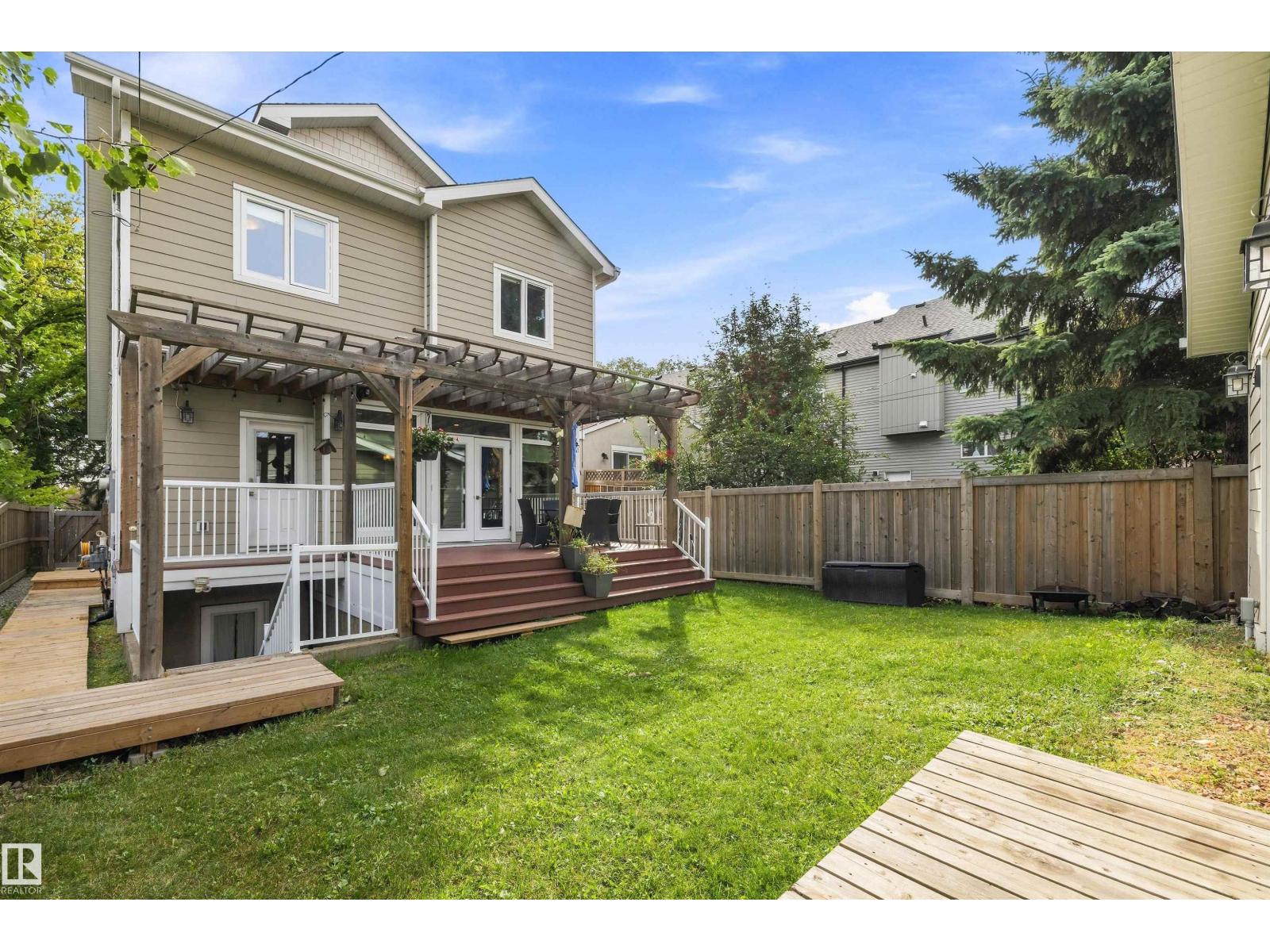 11534 122 ST NW - 68