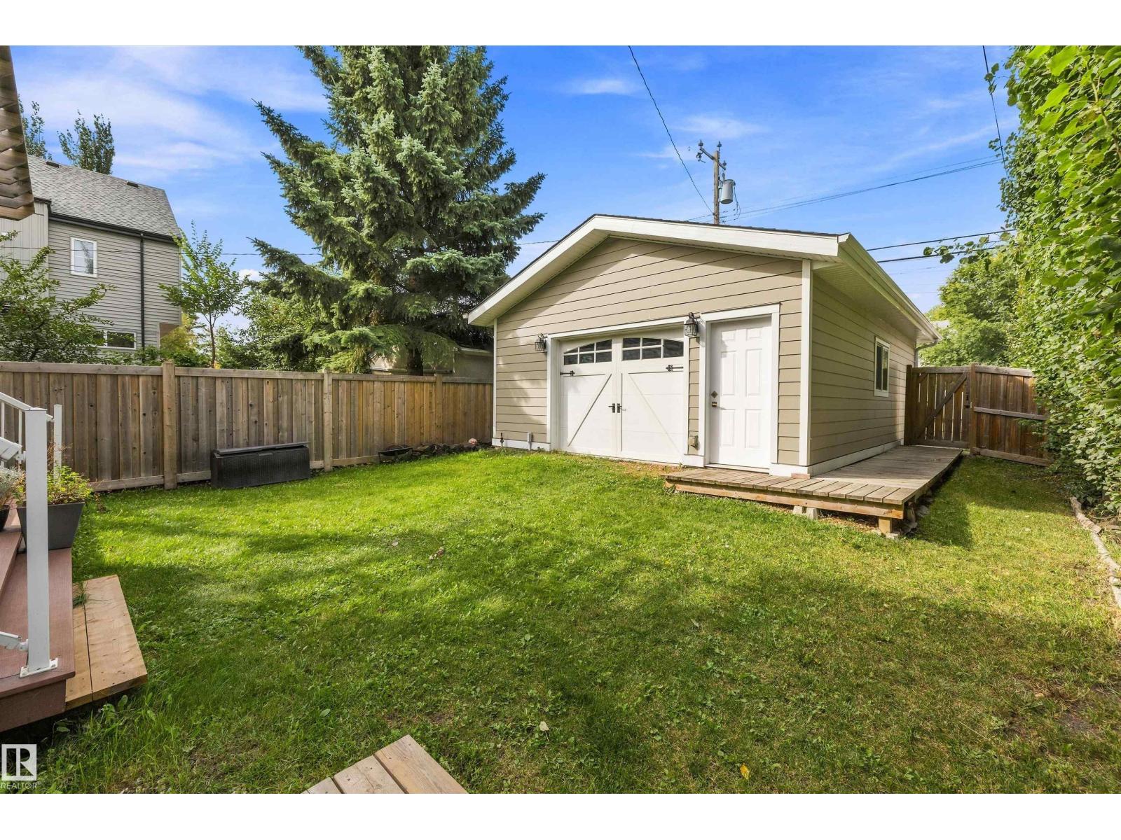 11534 122 ST NW - 67