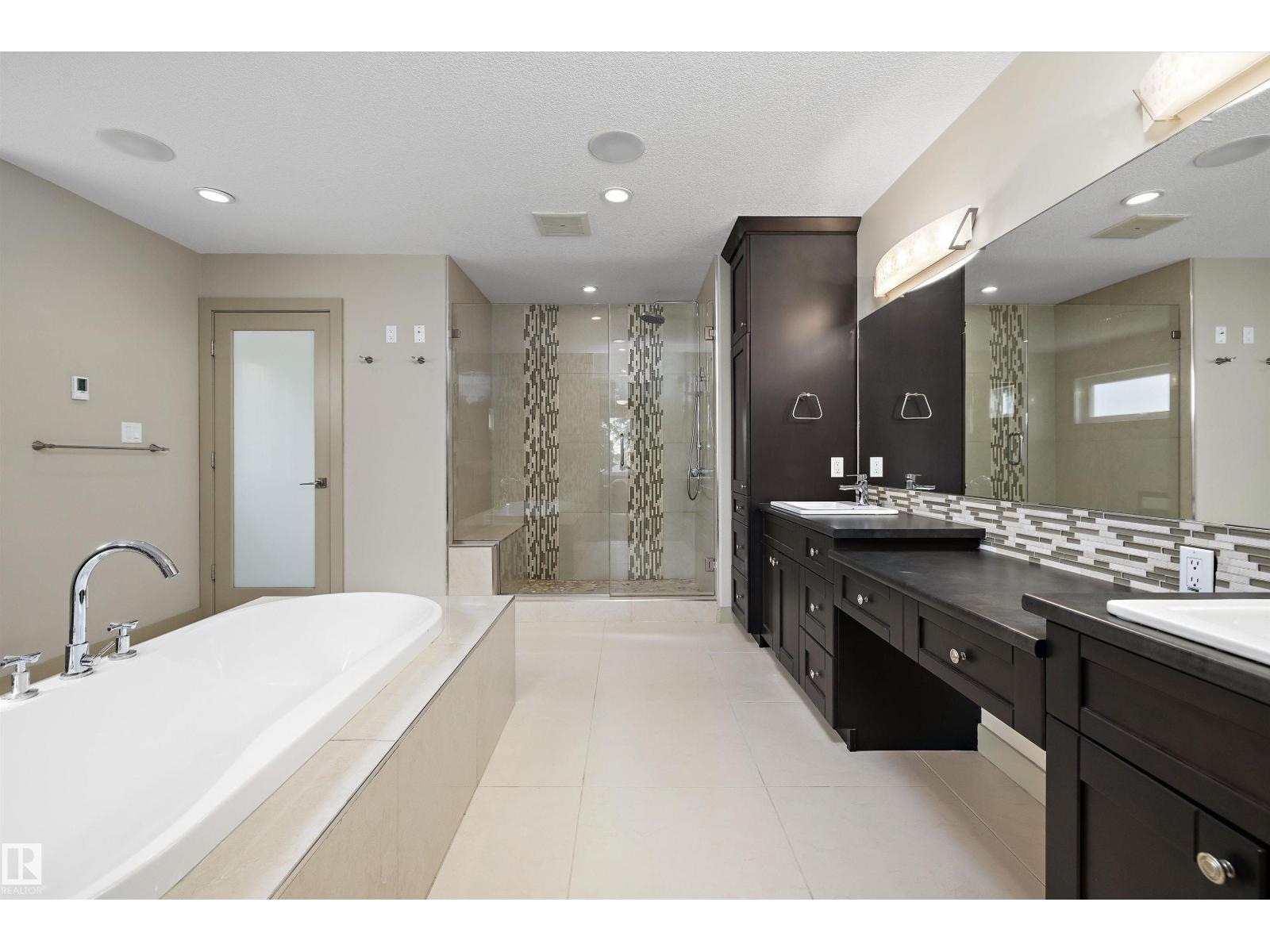 11534 122 ST NW - 30