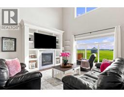 Bedroom - 114 Kinniburgh Road, Chestermere, AB T1X0S5 Photo 12