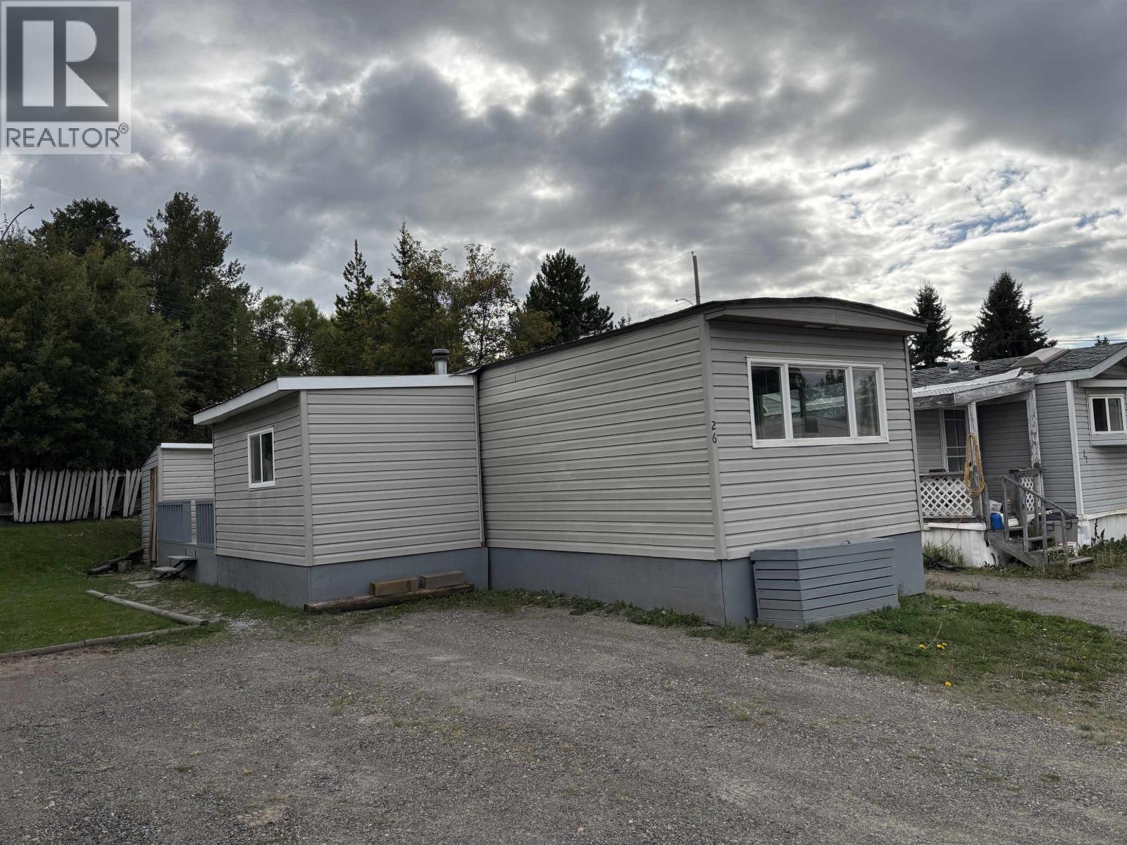 #26 2091 E 16 HIGHWAY - Image 12