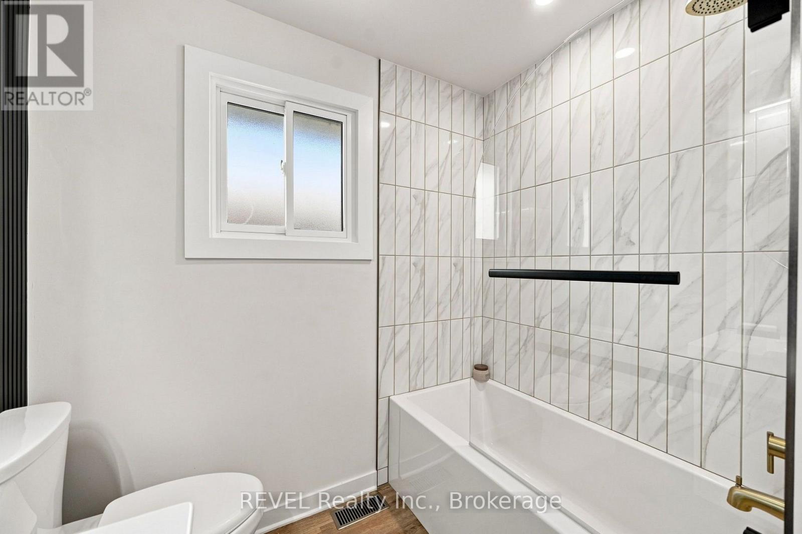 34 OAKWOOD STREET - Image 10