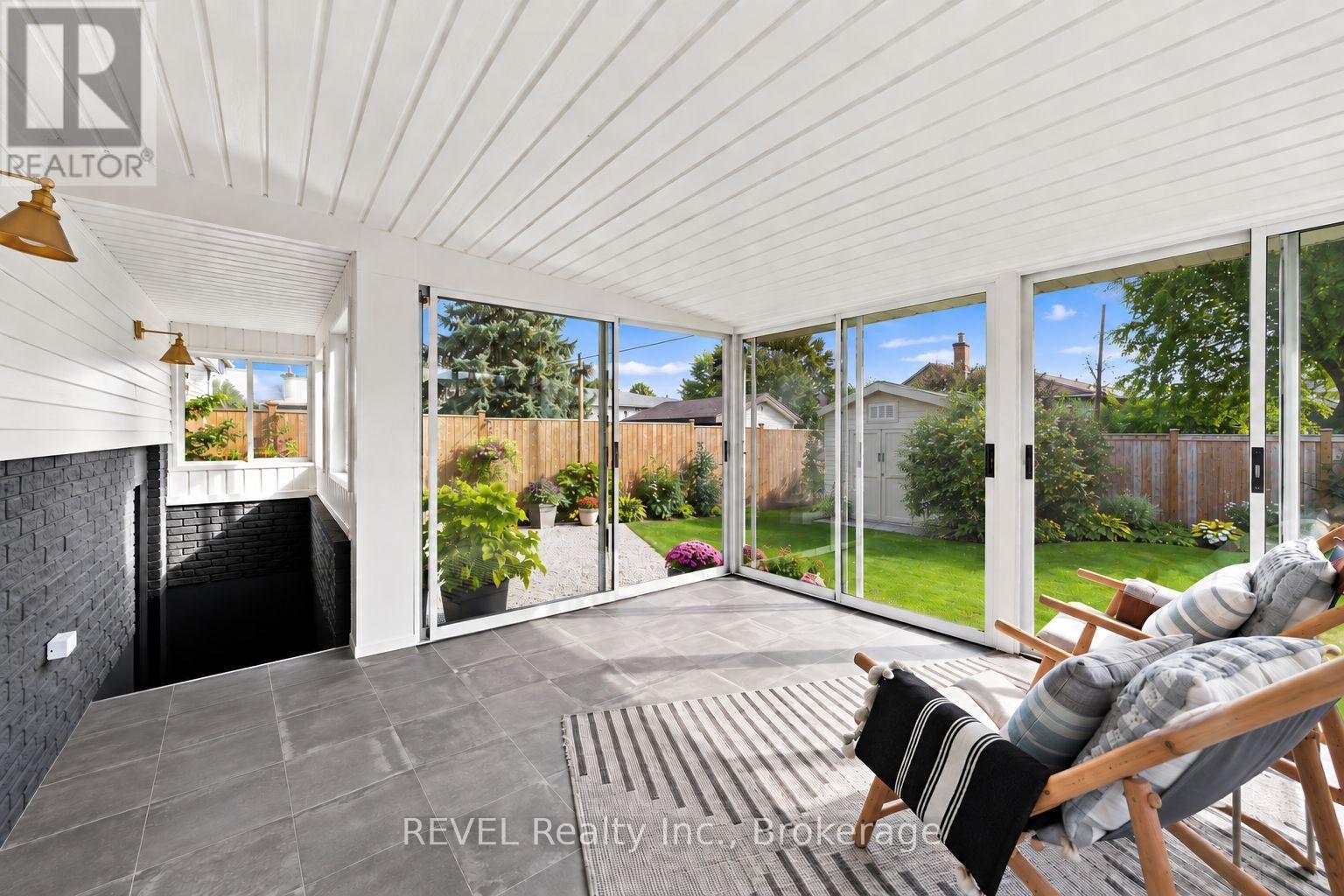 34 OAKWOOD STREET - 25