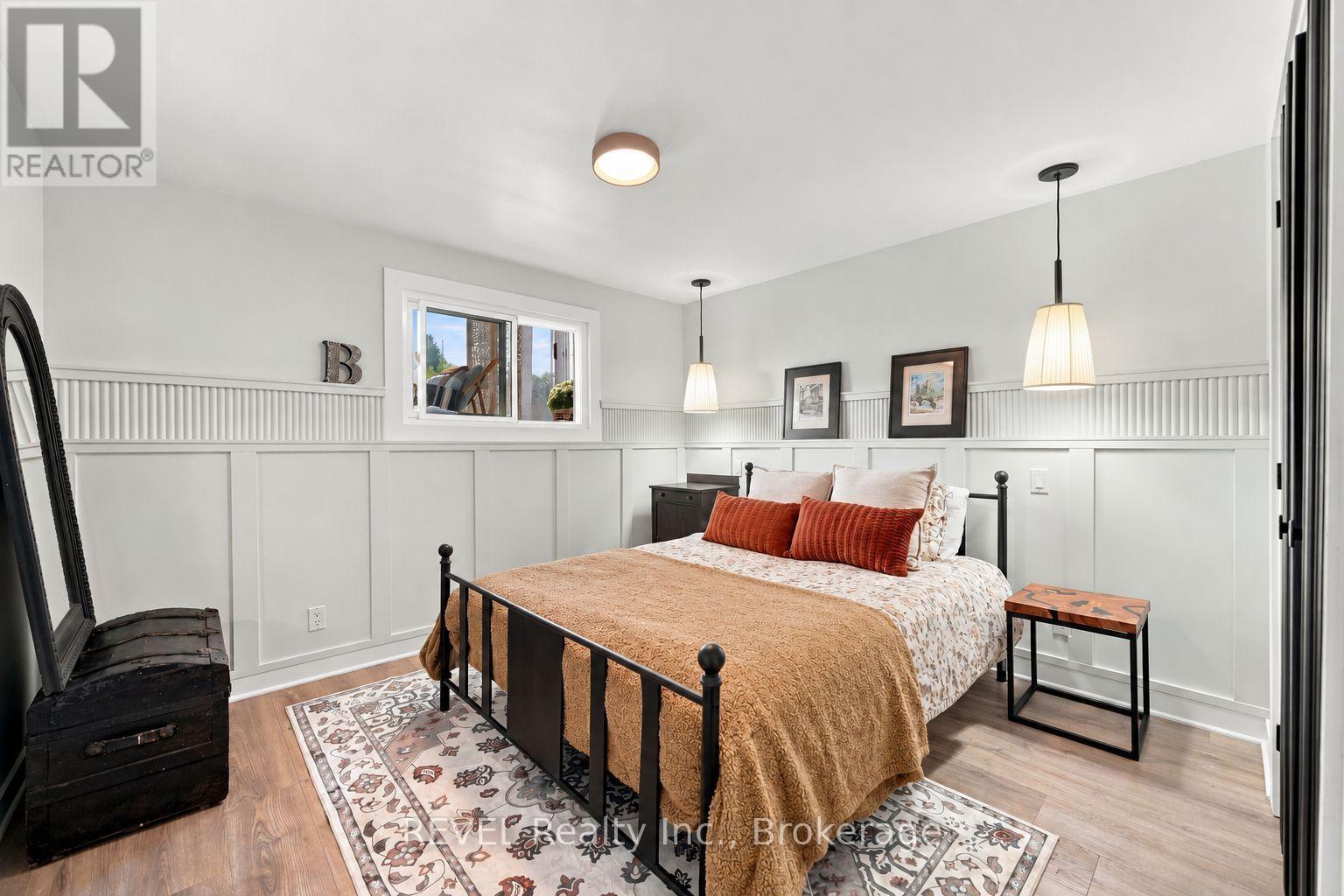 34 OAKWOOD STREET - 22