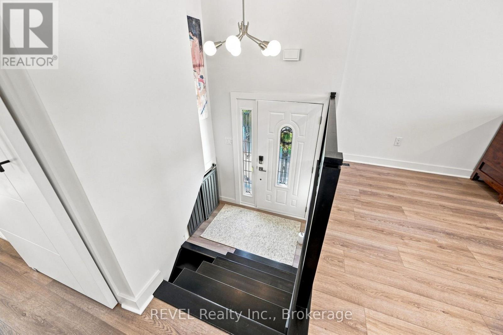 34 OAKWOOD STREET - 15