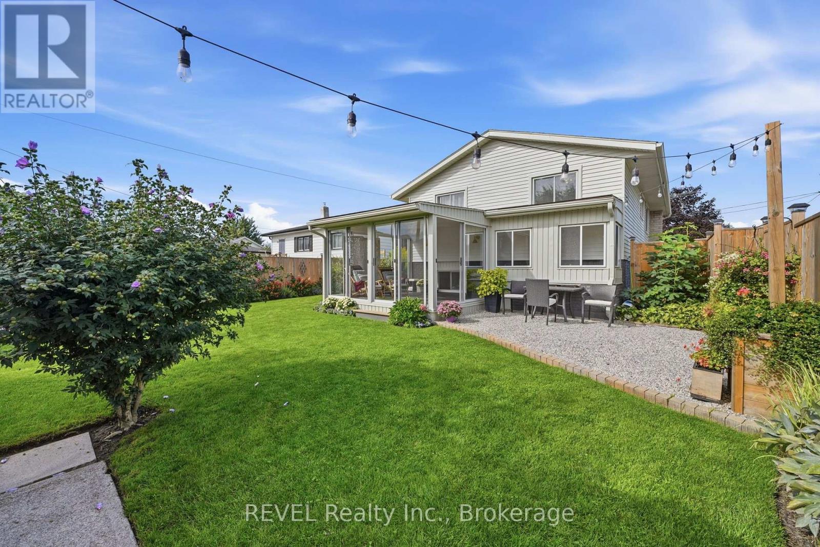 34 OAKWOOD STREET - 30
