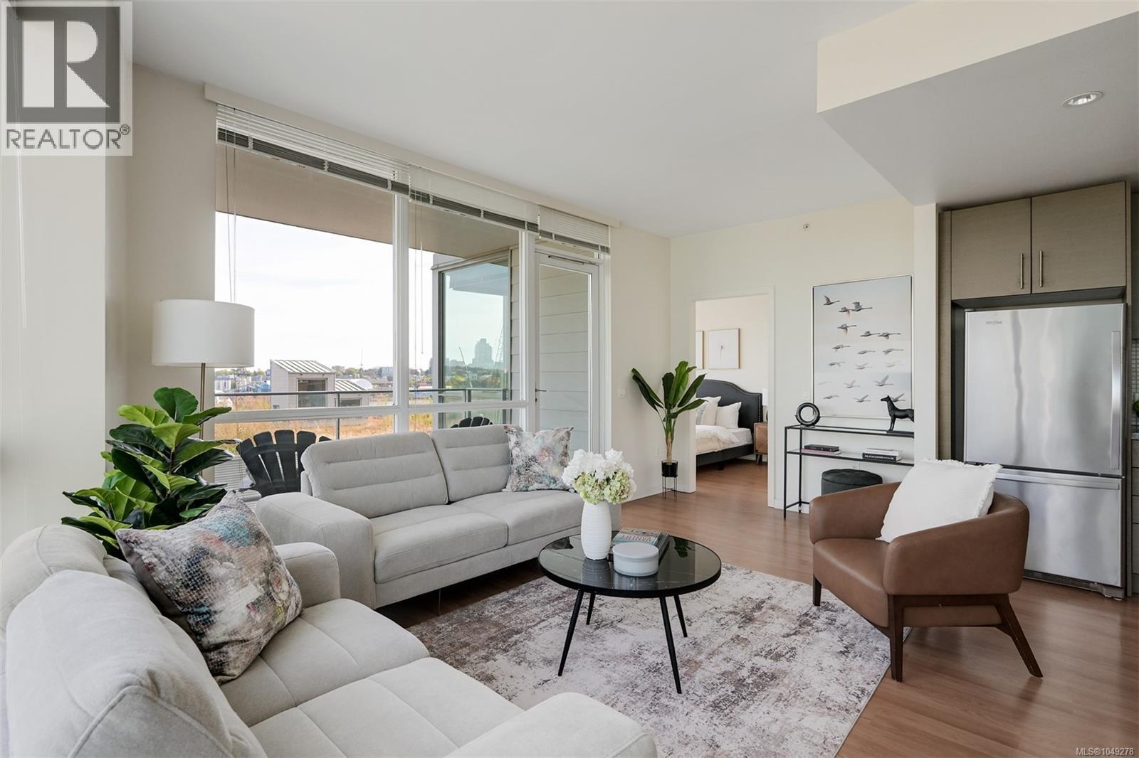 #406 399 Tyee Rd - 14