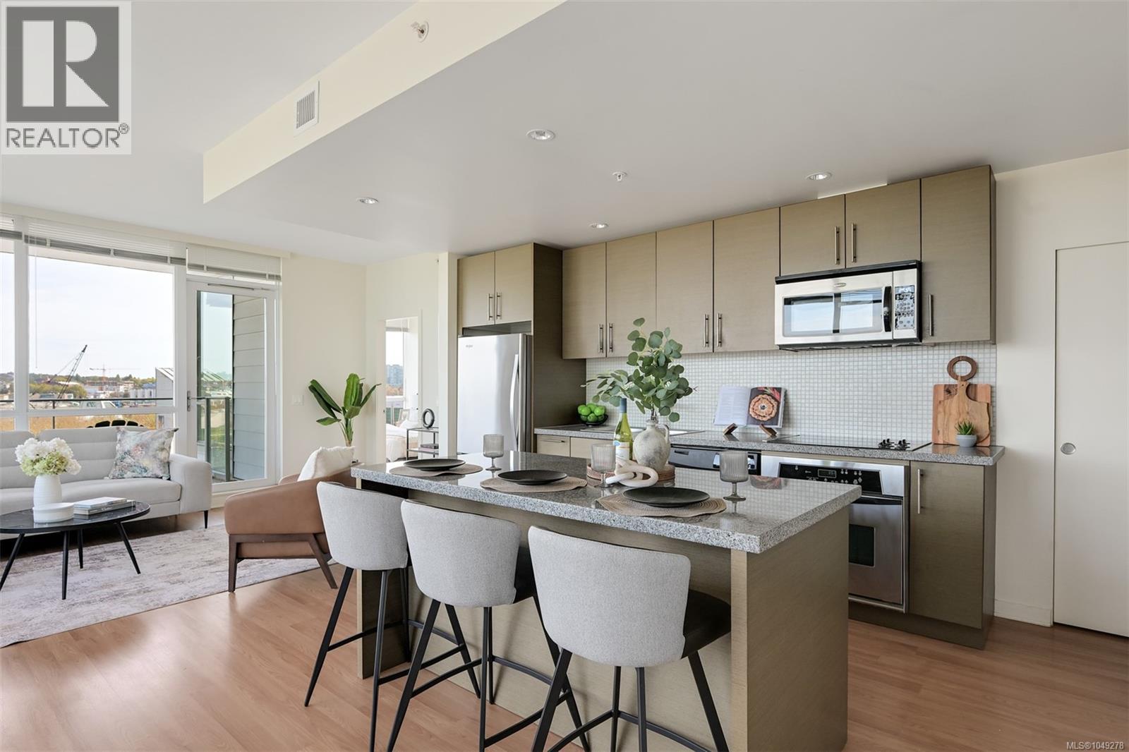 #406 399 Tyee Rd - 24