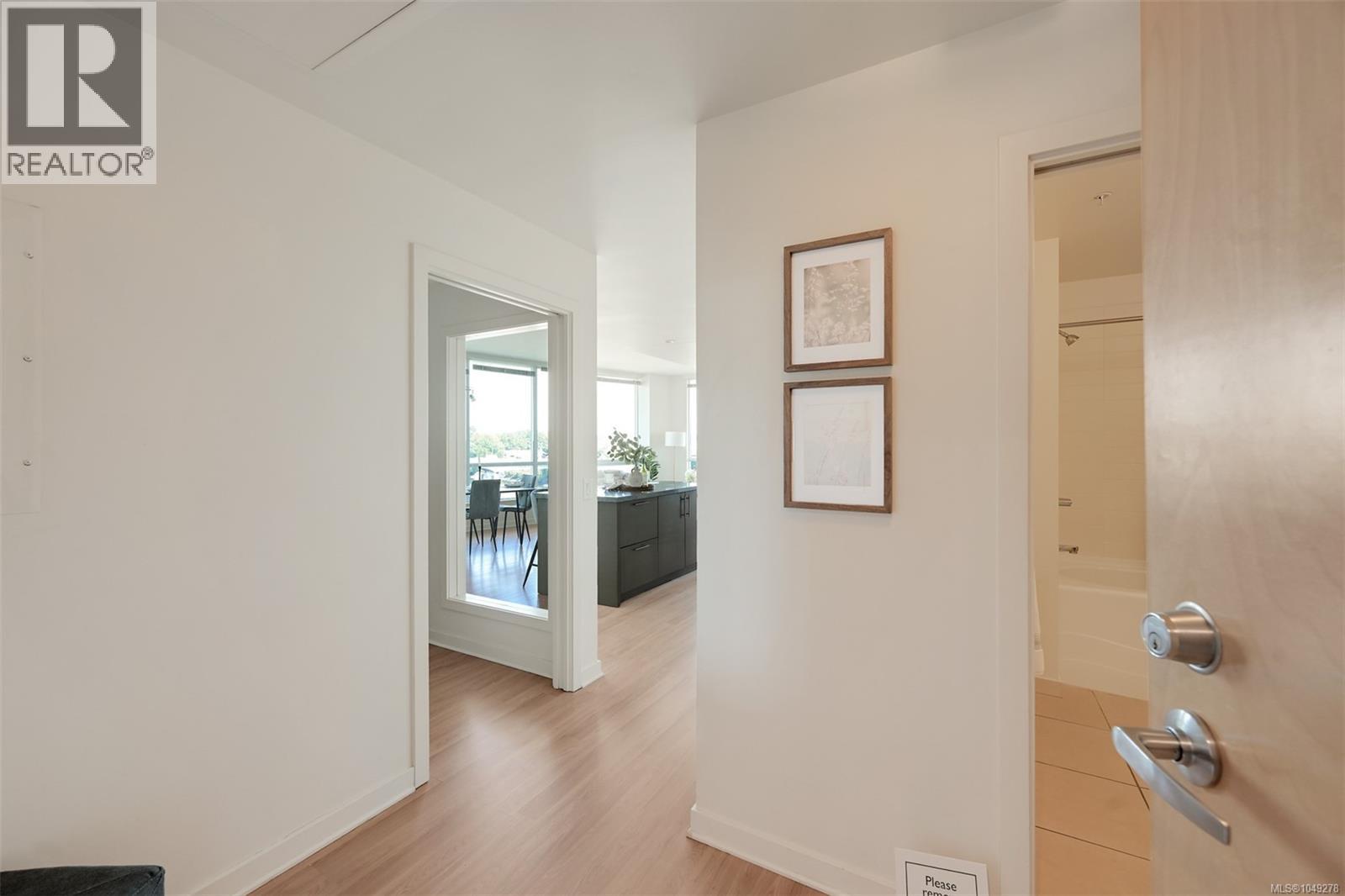 #406 399 Tyee Rd - 51