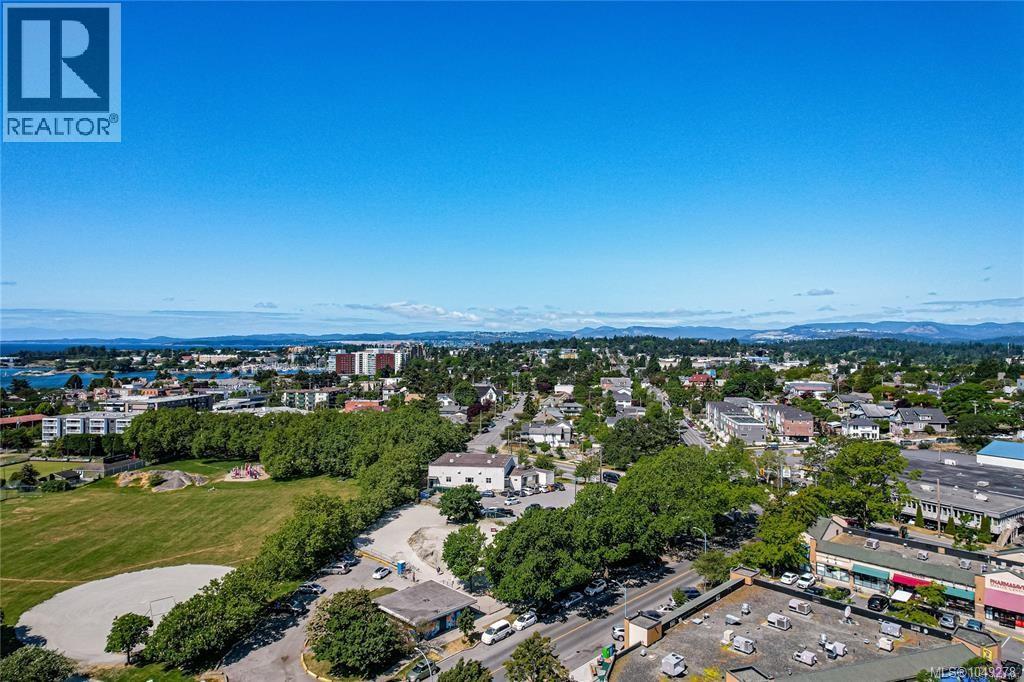 #406 399 Tyee Rd - 80