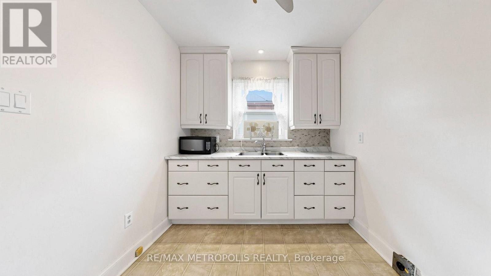 10 DAVIDSON AVENUE - 13