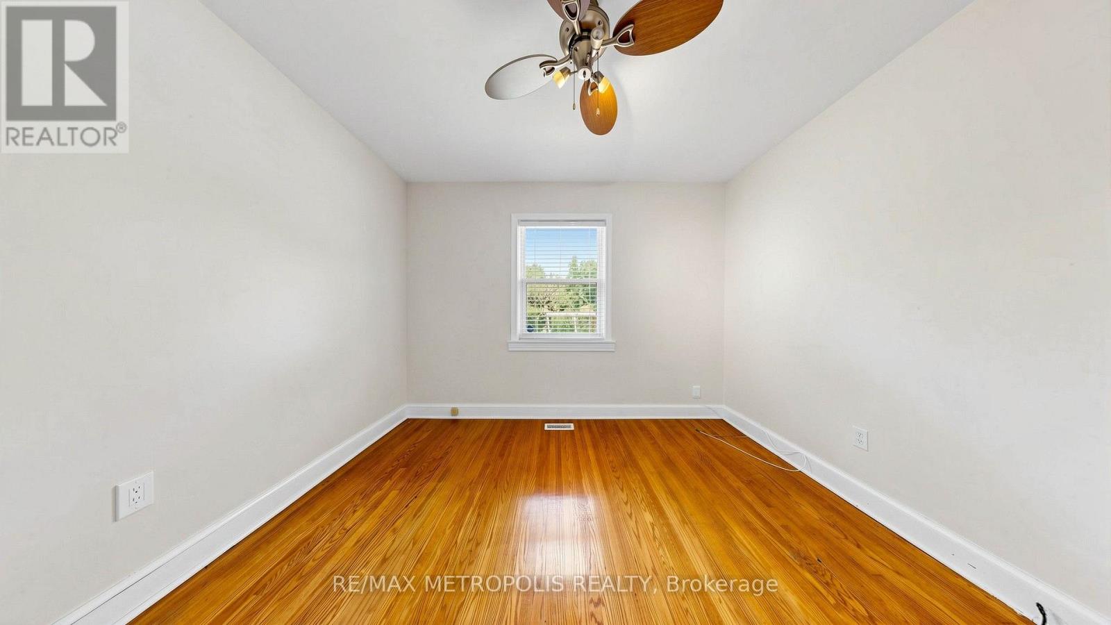 10 DAVIDSON AVENUE - 19