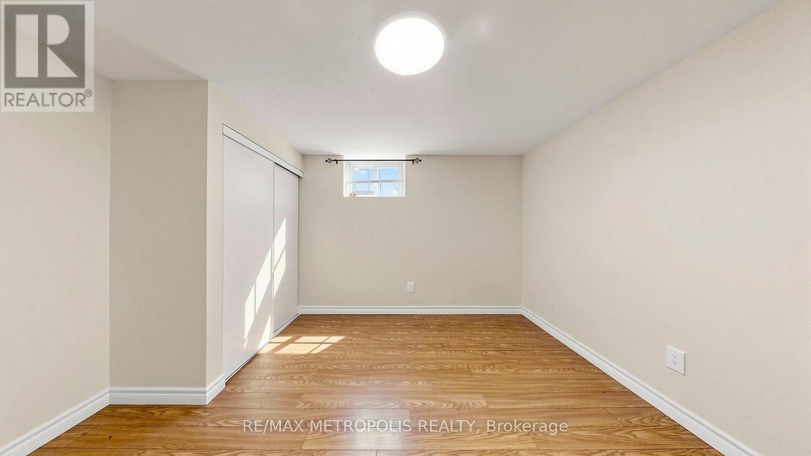10 DAVIDSON AVENUE - 28