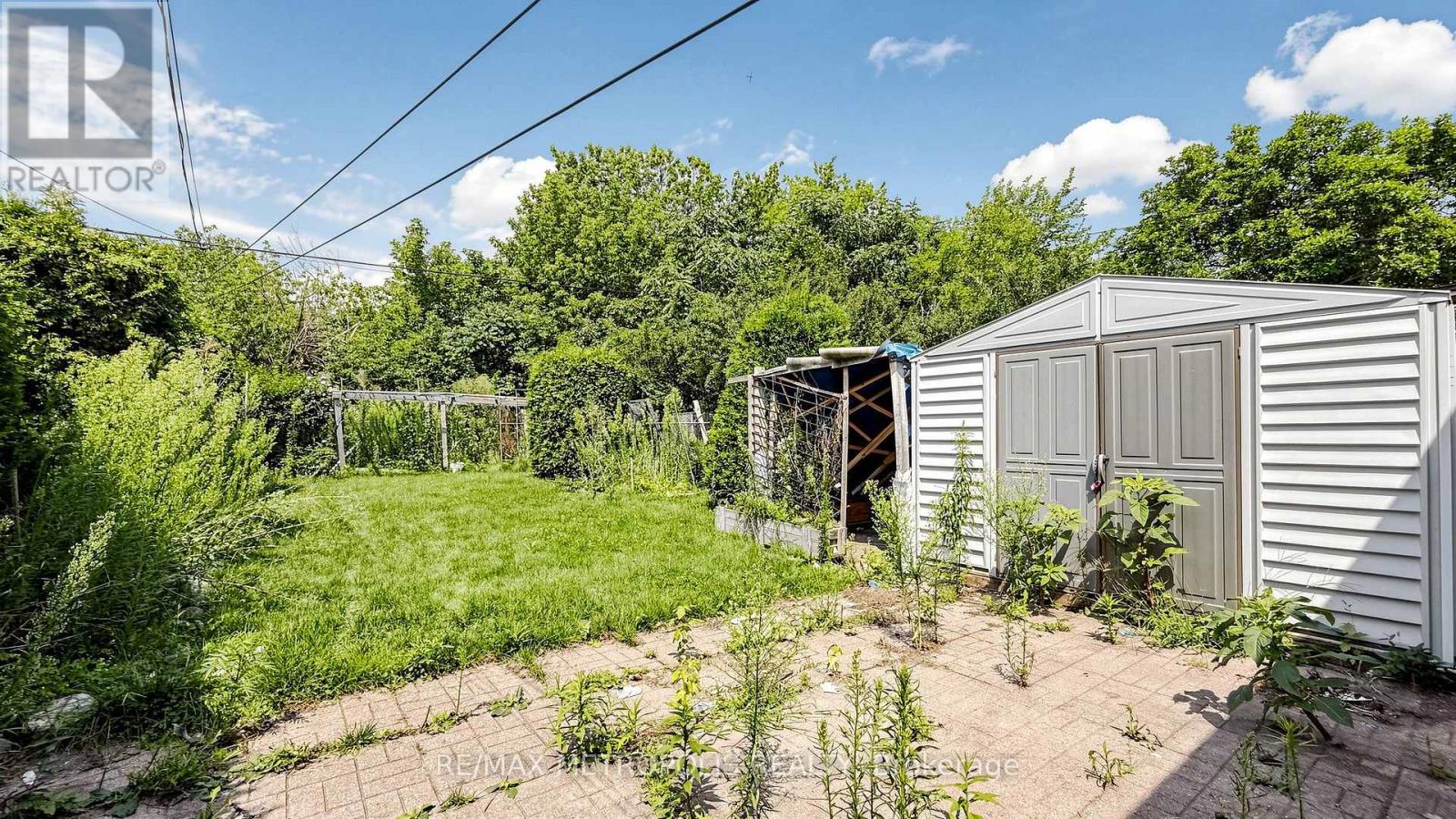10 DAVIDSON AVENUE - 41
