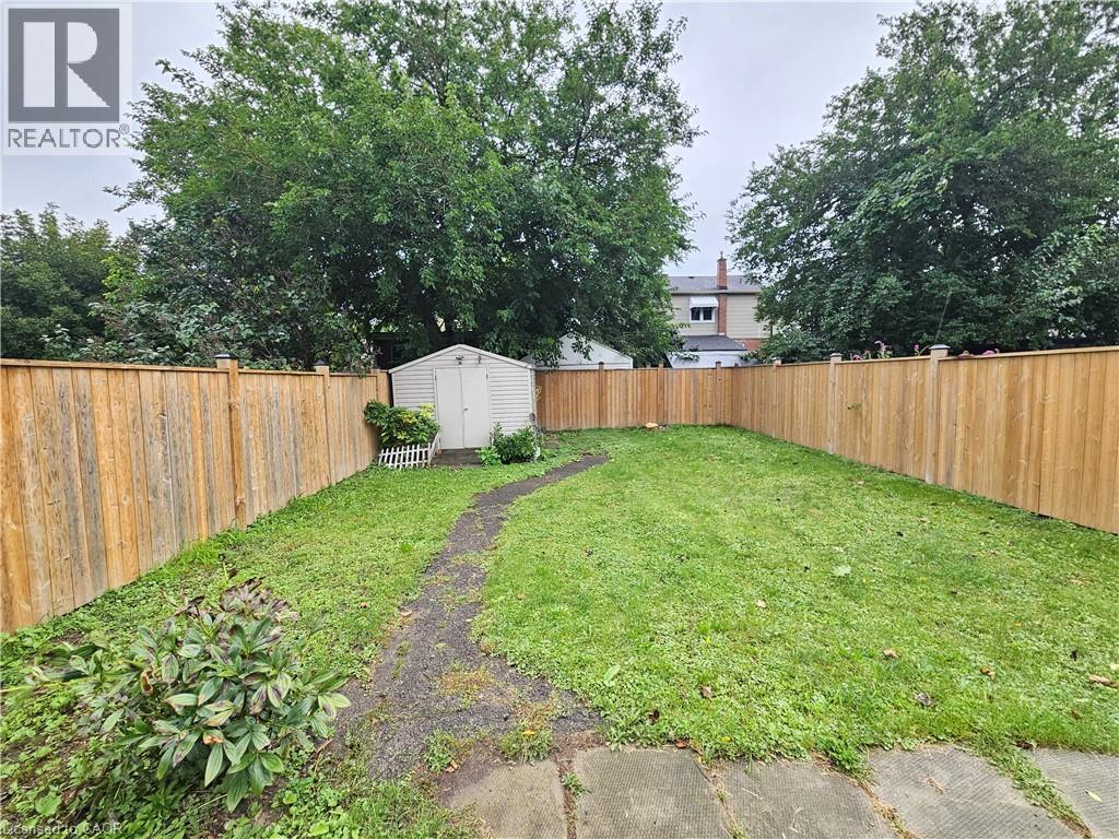 643 UPPER WELLINGTON Street - 20
