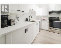 413 - 7 Townsgate Drive, Vaughan, ON L4J7Z9 Photo 14