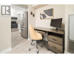 413 - 7 Townsgate Drive, Vaughan, ON L4J7Z9 Photo 17