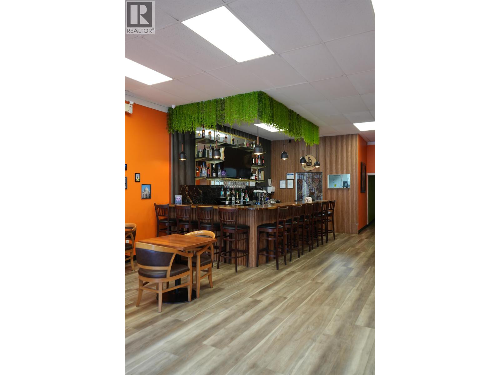 808 TWELFTH STREET, New Westminster — photo 1