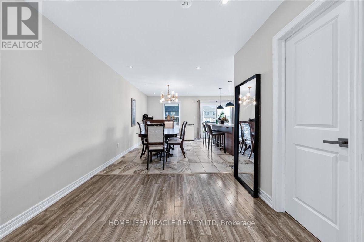 27- 1 Leggott Avenue, Barrie, ON photo 22