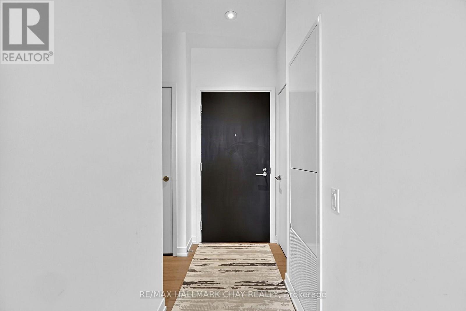 LPH02 - 39 MARY STREET, Barrie (City Centre) — photo 4