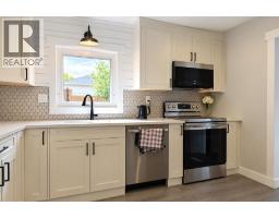 4pc Bathroom - 352 22 Street, Fort Macleod, AB T0L0Z0 Photo 9