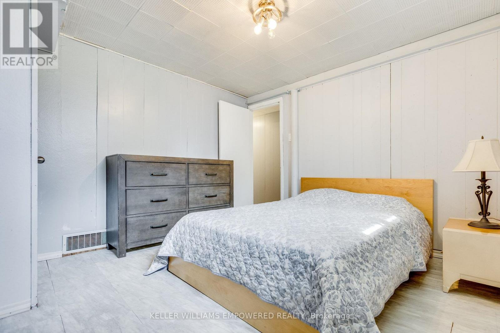 39 CHECKENDON DRIVE - Image 25