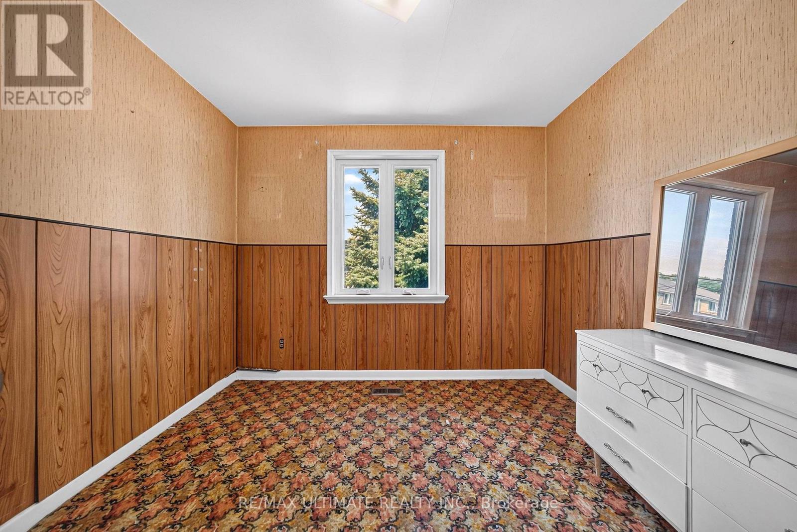 239 EILEEN AVENUE - 13