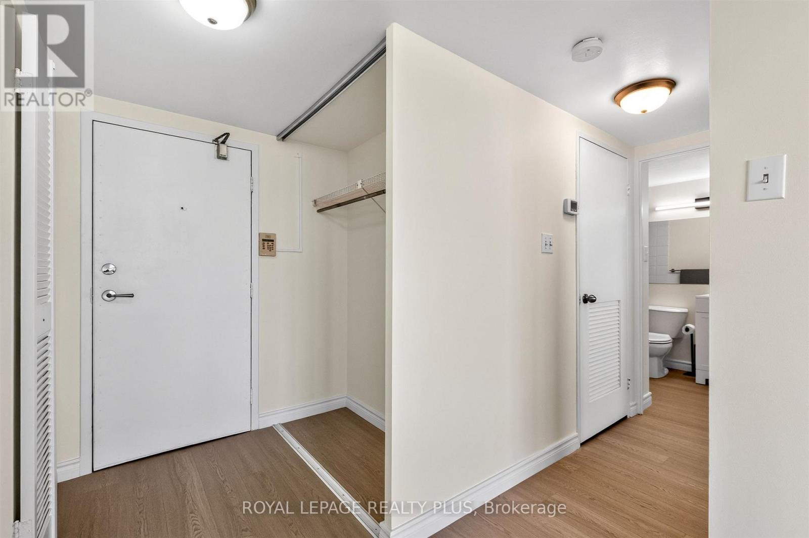 #1608 1333 BLOOR STREET - 6