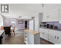 210 2nd Avenue E, Nokomis, SK S0G3R0 Photo 13
